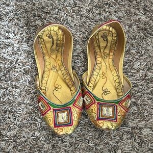 Embroidered Gold Women's Shoes